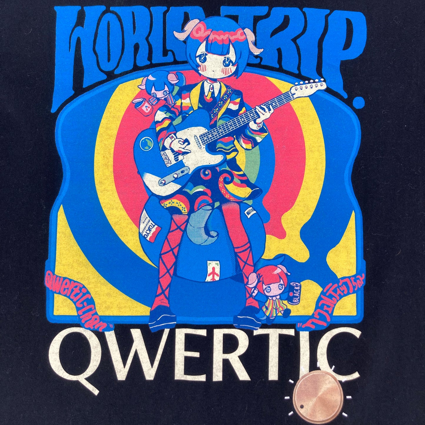 Qwertic Chan T-Shirt: Ancoro mochico sensei Black